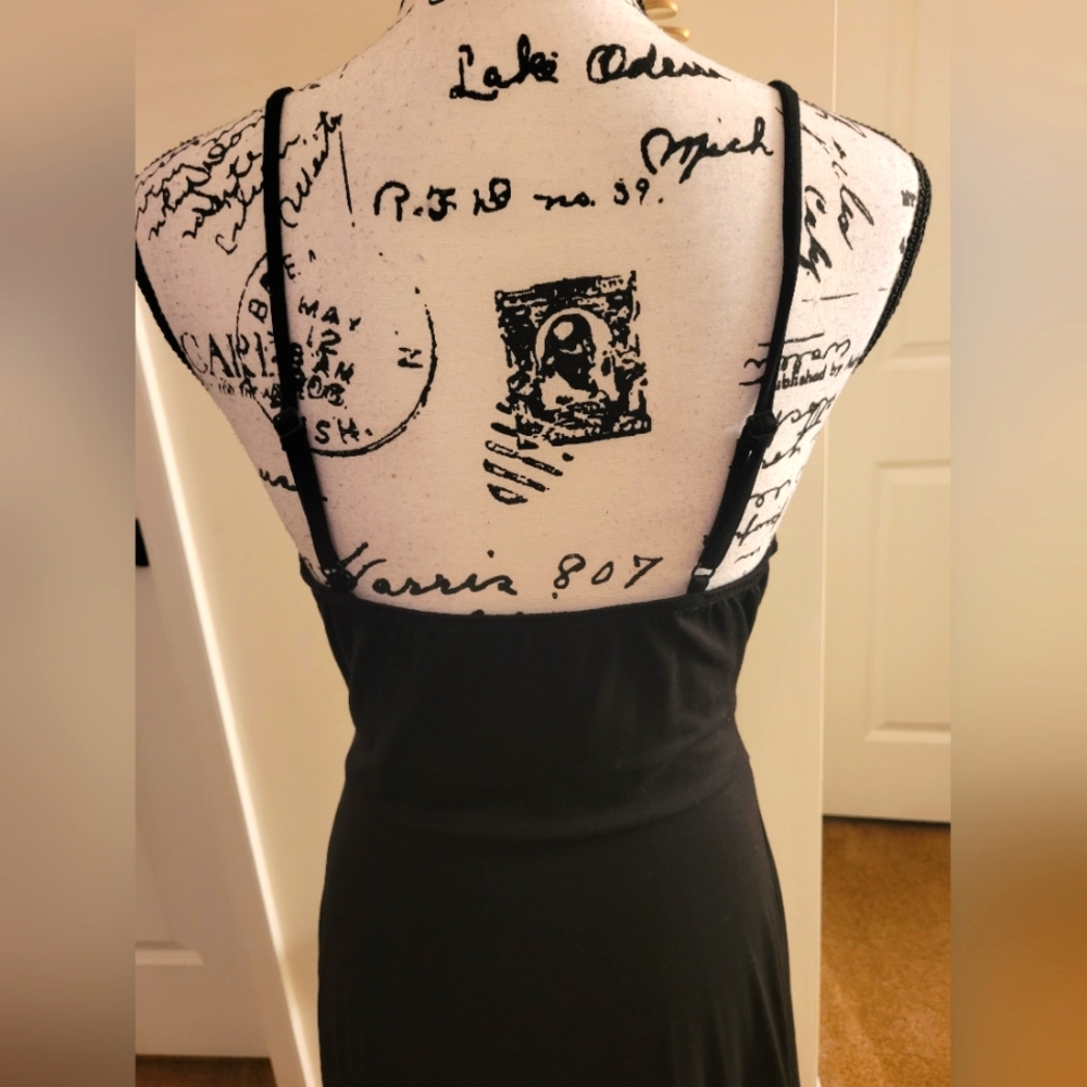Lascana for Venus ~ Black and White V-Neck Swing Dress - Picture 5 of 7